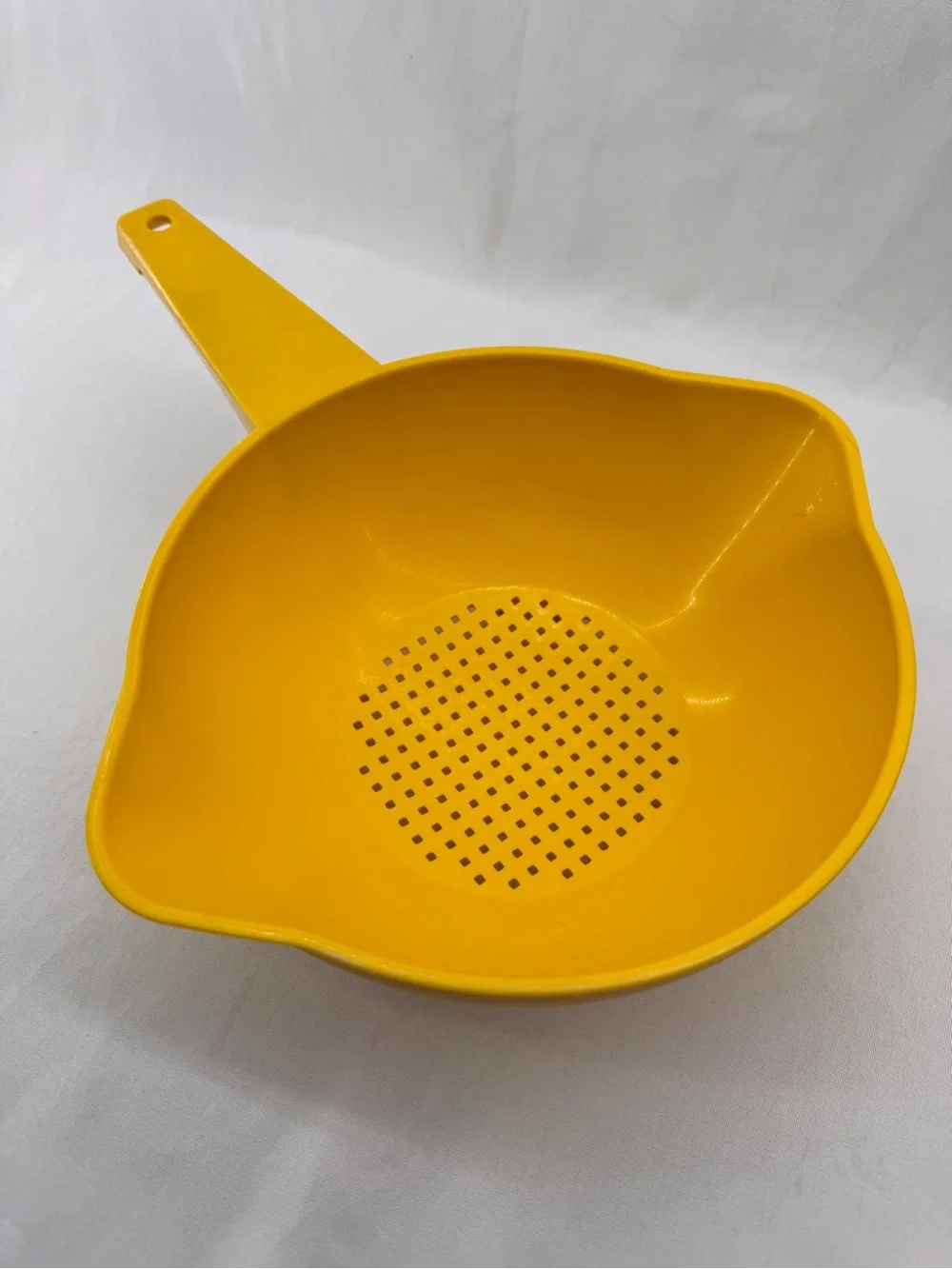 Vintage Tupperware Harvest Gold Nesting Colander Strainer Set 70s 80s Kitsch - Picture 7 of 10